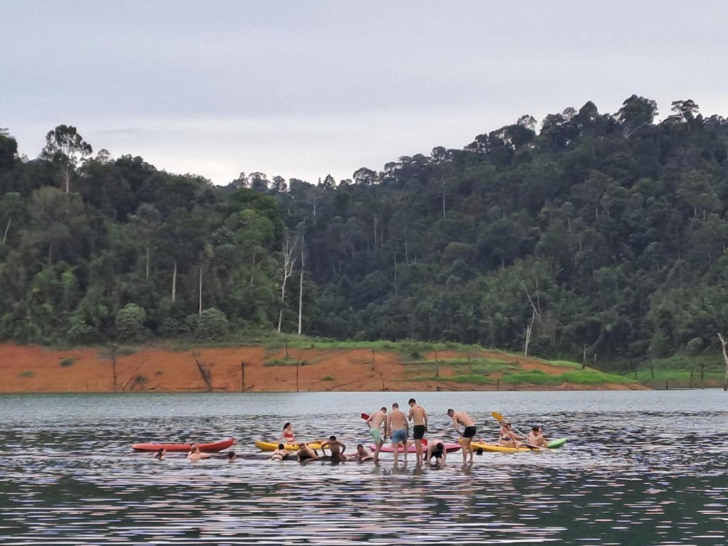 Khao Sok Inn Hostel Khao Sok National Park 外观 照片